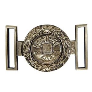 A silver belt buckle with two metal buckles.